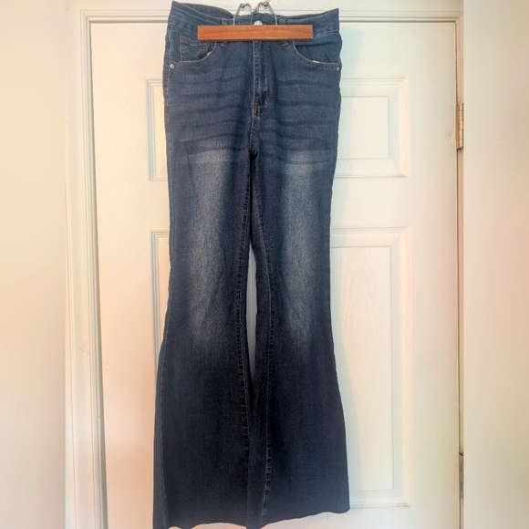 SHEIN Dark Blue Jeans Flaired - Picture 1 of 3